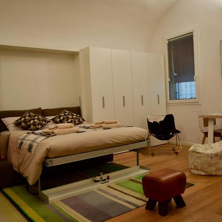 Casa Paradiso - Design Home In Bologna Center エクステリア 写真