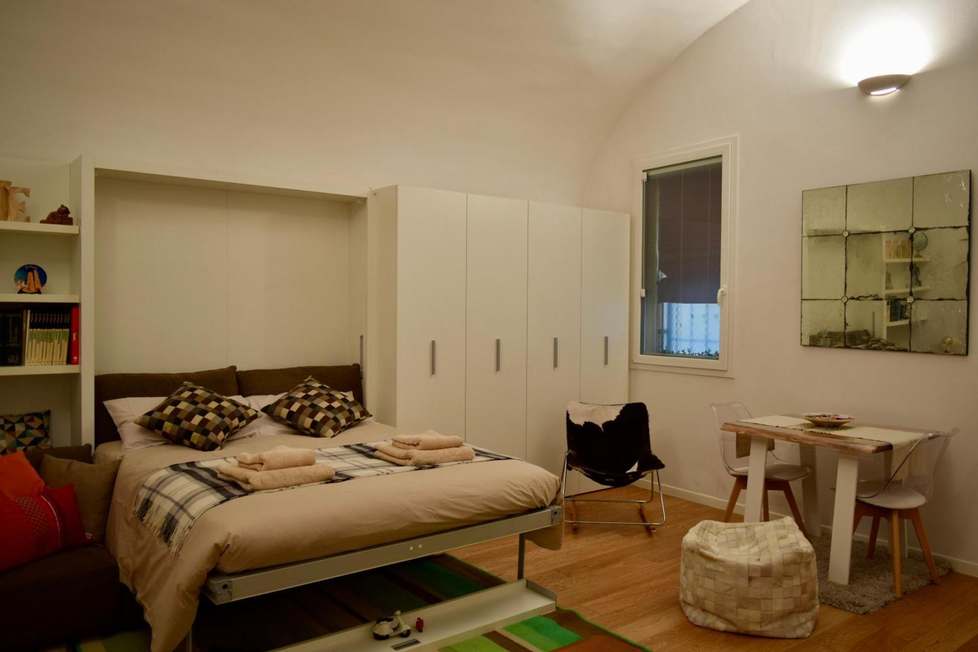 Casa Paradiso - Design Home In Bologna Center エクステリア 写真