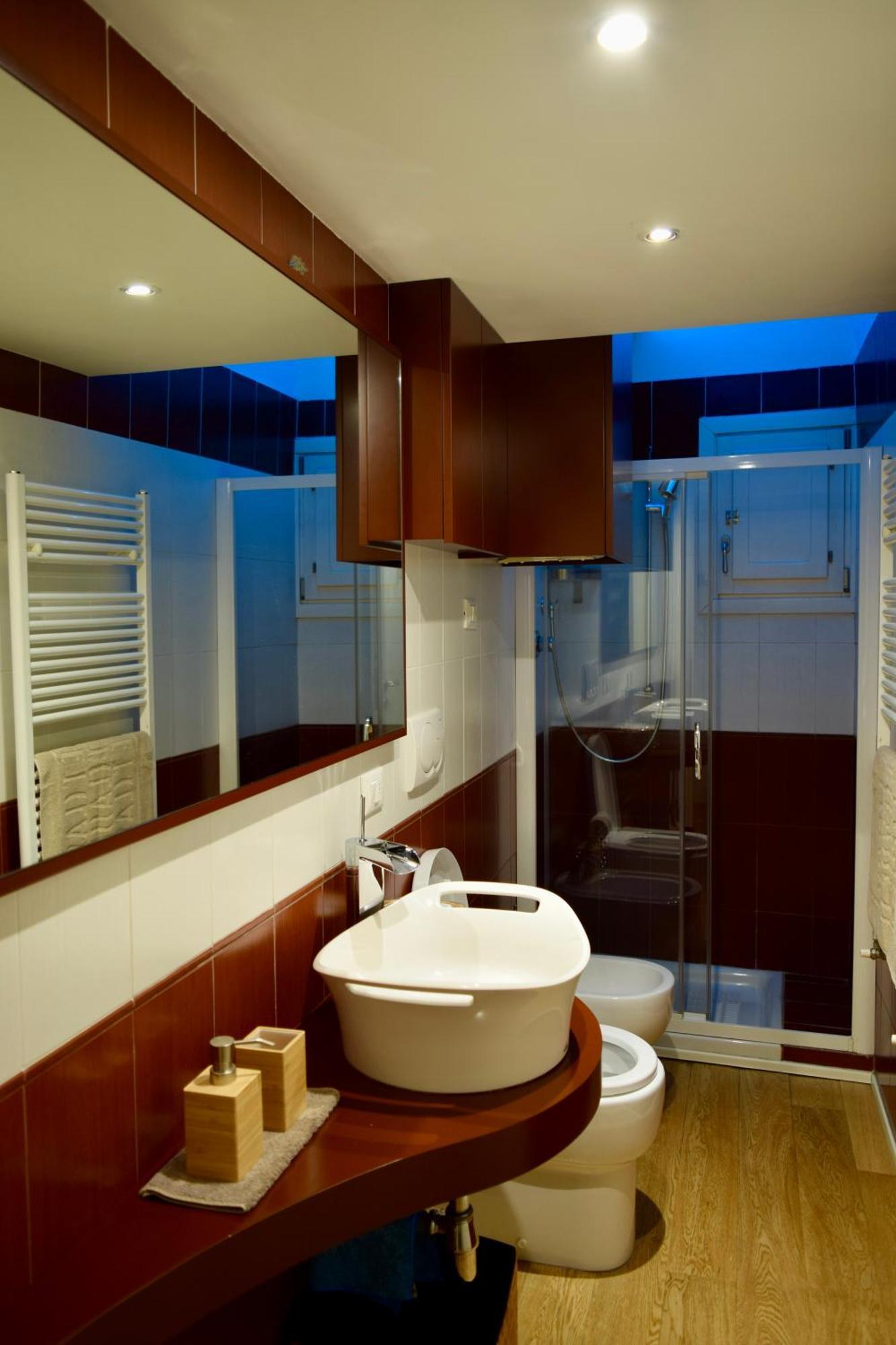 Casa Paradiso - Design Home In Bologna Center エクステリア 写真